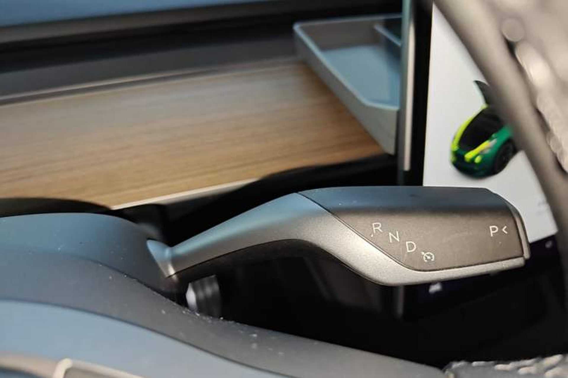 Used Tesla Model Y 2021 Long-Range All-Wheel-Drive Version 3D7 Gear Lever