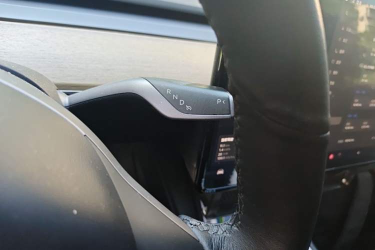 Used Tesla Model Y 2021 Standard Range Rear-Wheel Drive Version Gear Lever