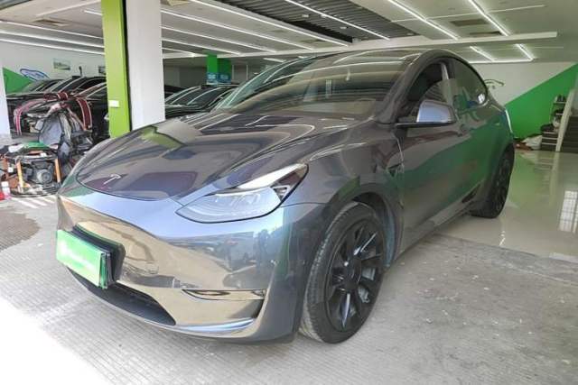 Used Tesla Model Y 2021 Long-Range All-Wheel-Drive Version