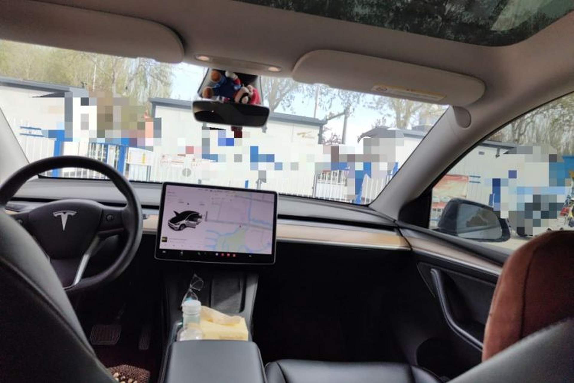 Used Tesla Model Y 2021 Long-Range All-Wheel-Drive Version Headliner