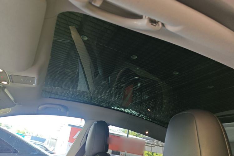 Used Tesla Model Y 2021 Long-Range All-Wheel-Drive Version 3D7 Headliner