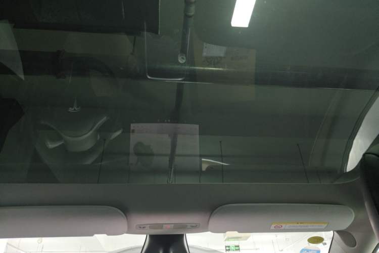 Used Tesla Model Y 2021 Long-Range All-Wheel-Drive Version Headliner
