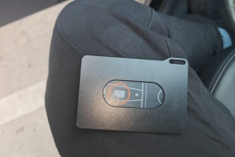 Used Tesla Model Y 2021 Long-Range All-Wheel-Drive Version Interior 1