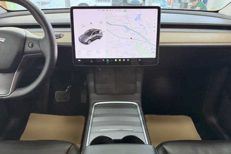 Used Tesla Model Y 2021 Standard Range Rear-Wheel Drive Version Interior 2