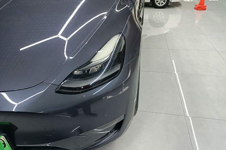 Used Tesla Model Y 2021 Long-Range All-Wheel-Drive Version Left Front Headlight