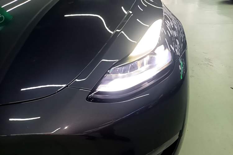 Used Tesla Model Y 2021 Performance High-Performance All-Wheel-Drive Version Left Front Headlight