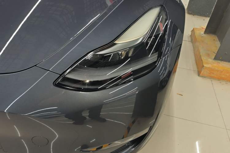 Used Tesla Model Y 2021 Long-Range All-Wheel-Drive Version Left Front Headlight
