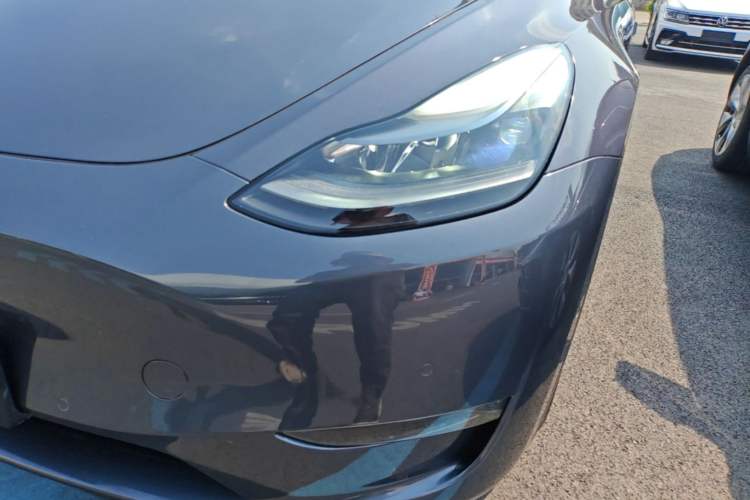 Used Tesla Model Y 2021 Long-Range All-Wheel-Drive Version Left Front Headlight