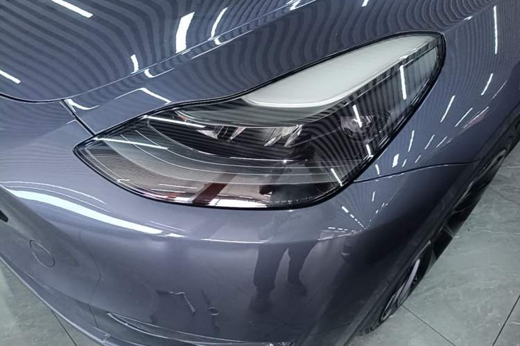 Used Tesla Model Y 2021 Long-Range All-Wheel-Drive Version Left Front Headlight