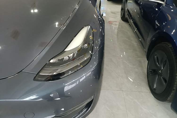 Used Tesla Model Y 2021 Long-Range All-Wheel-Drive Version Left Front Headlight