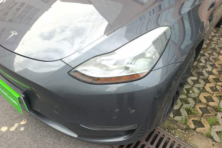 Used Tesla Model Y 2021 Long-Range All-Wheel-Drive Version Left Front Headlight