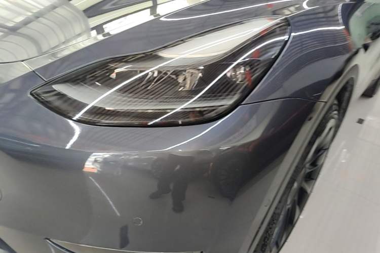 Used Tesla Model Y 2021 Long-Range All-Wheel-Drive Version Left Front Headlight