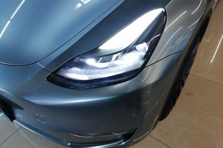 Used Tesla Model Y 2021 Standard Range Rear-Wheel Drive Version Left Front Headlight