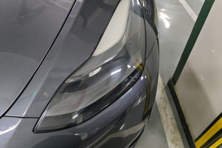 Used Tesla Model Y 2021 Long-Range All-Wheel-Drive Version Left Front Headlight