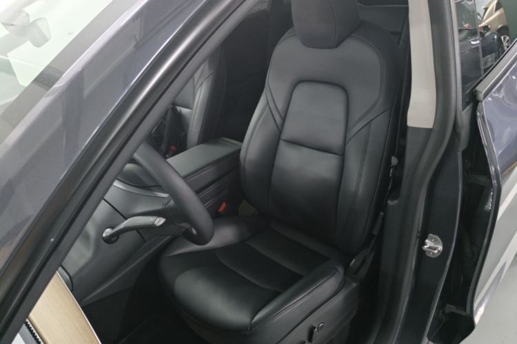 Used Tesla Model Y 2021 Long-Range All-Wheel-Drive Version Left Front Seat