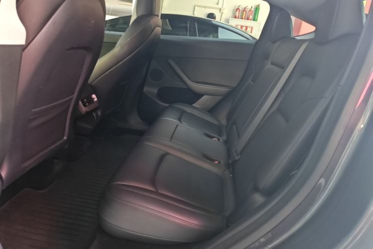 Used Tesla Model Y 2021 Long-Range All-Wheel-Drive Version 3D7 Left Rear Seat