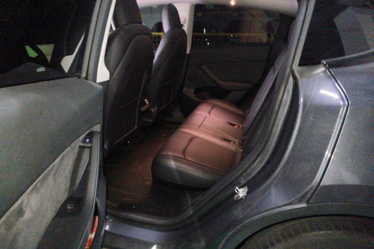 Used Tesla Model Y 2021 Long-Range All-Wheel-Drive Version 3D7 Left Rear Seat