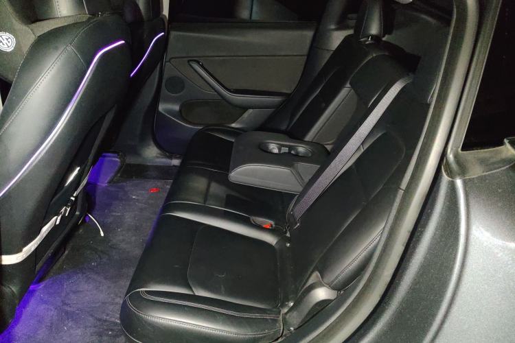 Used Tesla Model Y 2021 Performance High-Performance All-Wheel-Drive Version Left Rear Seat