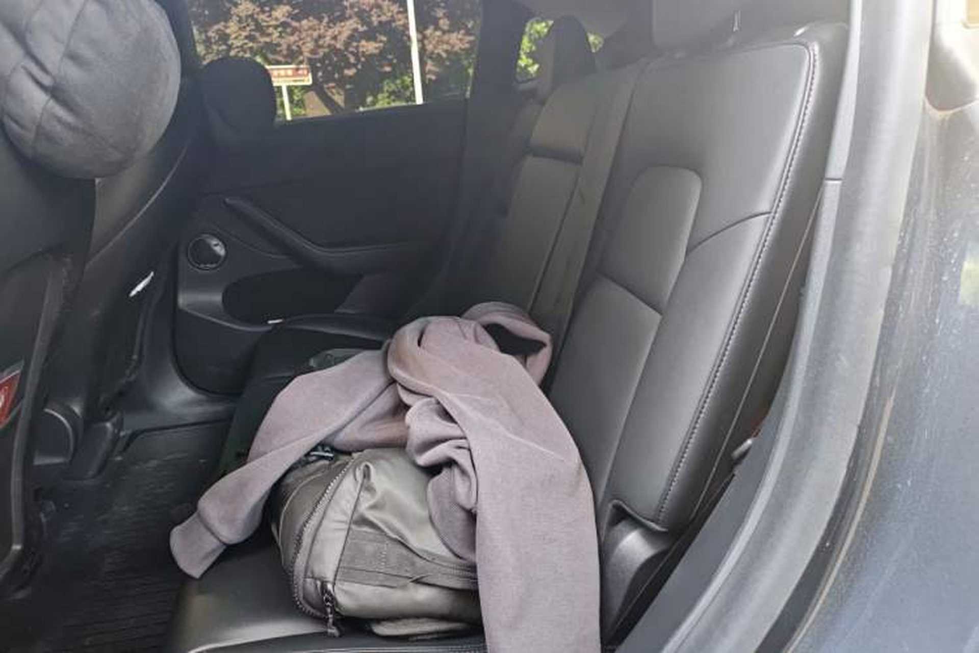 Used Tesla Model Y 2021 Standard Range Rear-Wheel Drive Version Left Rear Seat