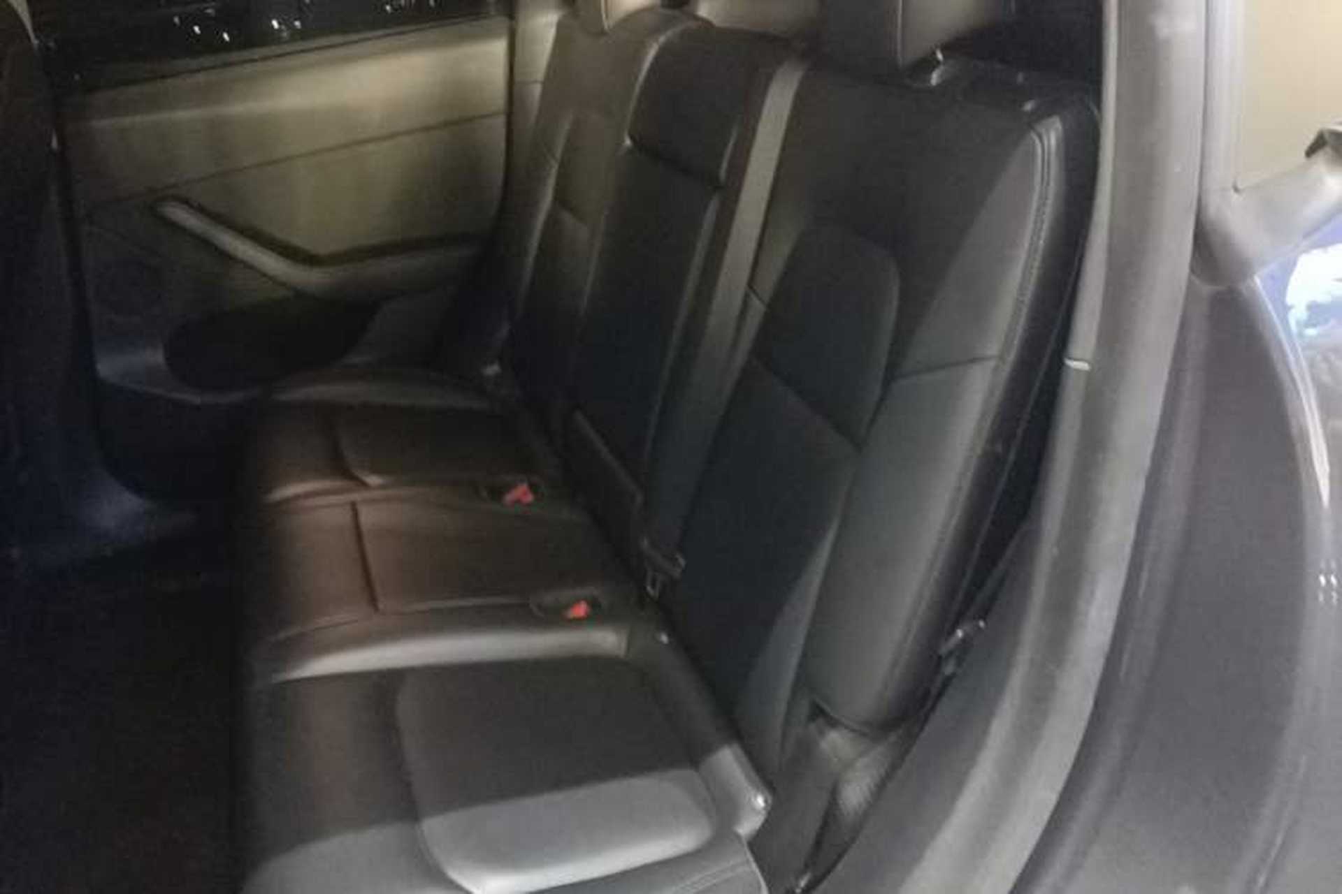 Used Tesla Model Y 2021 Standard Range Rear-Wheel Drive Version Left Rear Seat