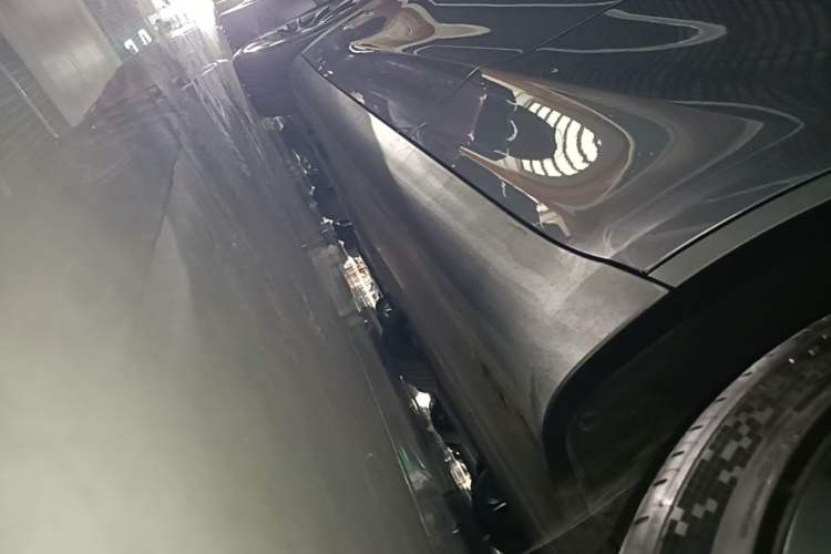 Used Tesla Model Y 2021 Long-Range All-Wheel-Drive Version Left Side Sill
