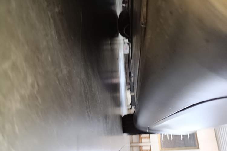 Used Tesla Model Y 2021 Long-Range All-Wheel-Drive Version 3D7 Left Side Sill