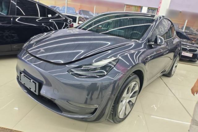 Used Tesla Model Y 2021 Long-Range All-Wheel-Drive Version 3D7