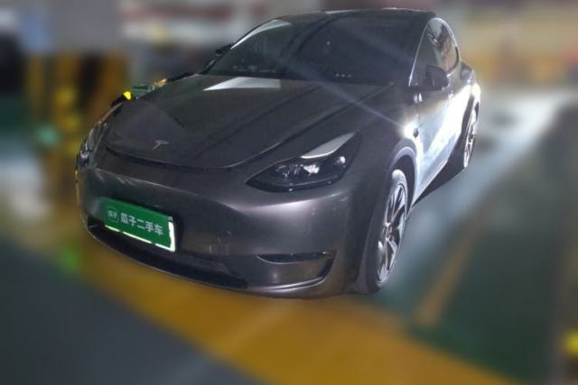 Used Tesla Model Y 2021 Long-Range All-Wheel-Drive Version