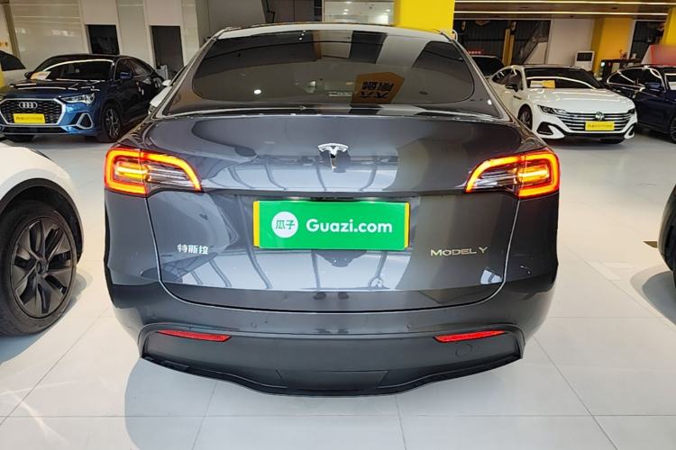 Used Tesla Model Y 2021 Long-Range All-Wheel-Drive Version 3D7 Rear