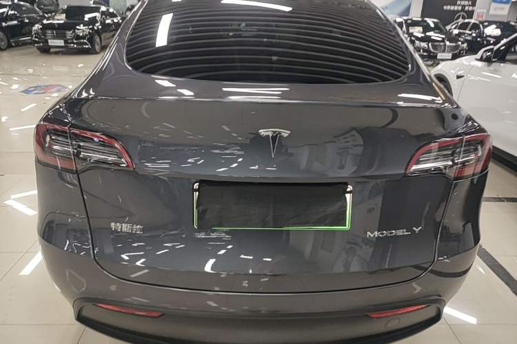 Used Tesla Model Y 2021 Long-Range All-Wheel-Drive Version 3D7 Rear