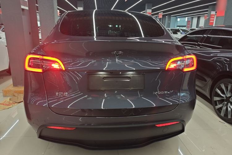 Used Tesla Model Y 2021 Long-Range All-Wheel-Drive Version Rear