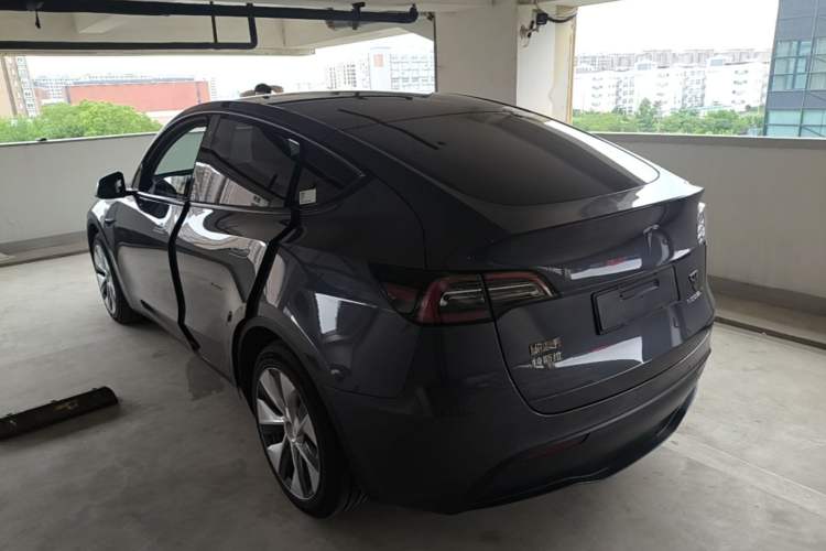 Used Tesla Model Y 2021 Long-Range All-Wheel-Drive Version Rear Left 45 Deg