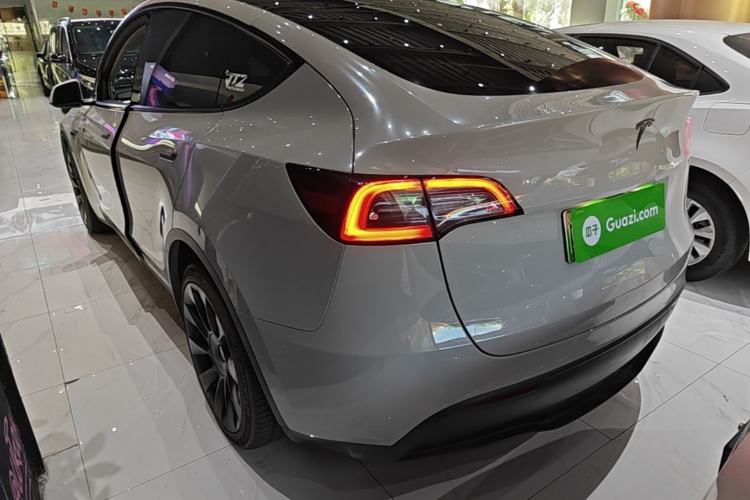Used Tesla Model Y 2021 Standard Range Rear-Wheel Drive Version Rear Left 45 Deg