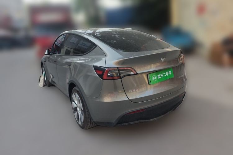 Used Tesla Model Y 2021 Revised Version 2 Long-Range All-Wheel-Drive Edition Rear Left 45 Deg