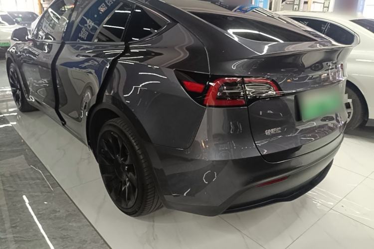 Used Tesla Model Y 2021 Long-Range All-Wheel-Drive Version Rear Left 45 Deg