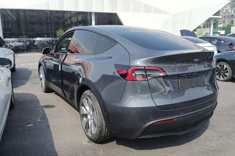 Used Tesla Model Y 2021 Long-Range All-Wheel-Drive Version Rear Left 45 Deg