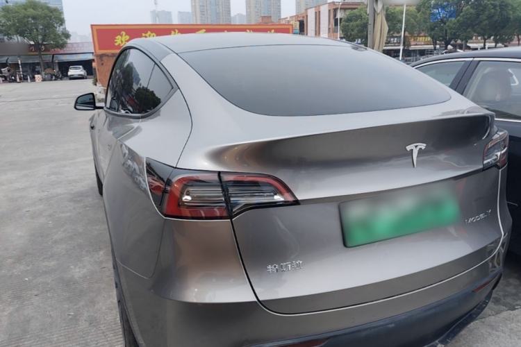 Used Tesla Model Y 2021 Long-Range All-Wheel-Drive Version Rear Left 45 Deg