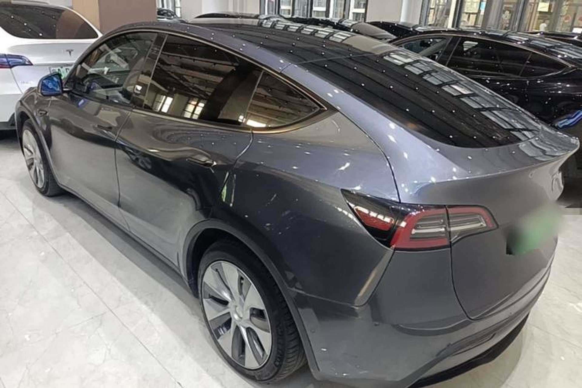 Used Tesla Model Y 2021 Standard Range Rear-Wheel Drive Version Rear Left 45 Deg