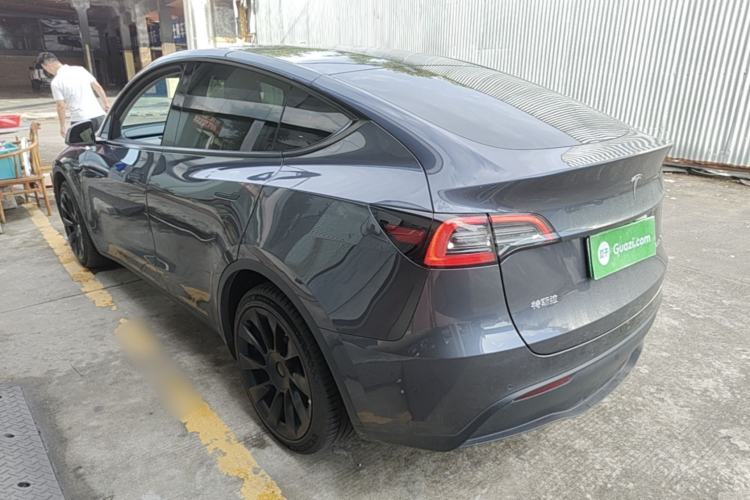 Used Tesla Model Y 2021 Long-Range All-Wheel-Drive Version Rear Left 45 Deg