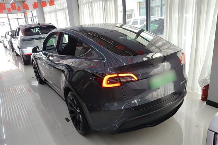 Used Tesla Model Y 2021 Long-Range All-Wheel-Drive Version Rear Left 45 Deg