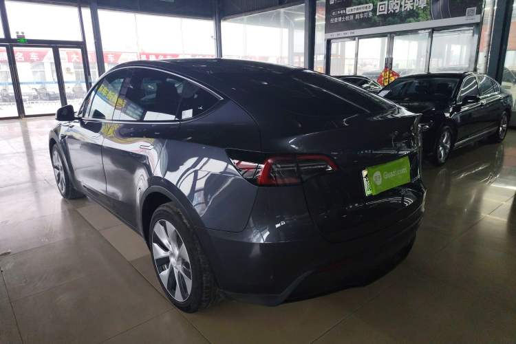 Used Tesla Model Y 2021 Long-Range All-Wheel-Drive Version Rear Left 45 Deg