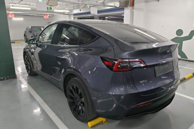 Used Tesla Model Y 2021 Long-Range All-Wheel-Drive Version Rear Left 45 Deg