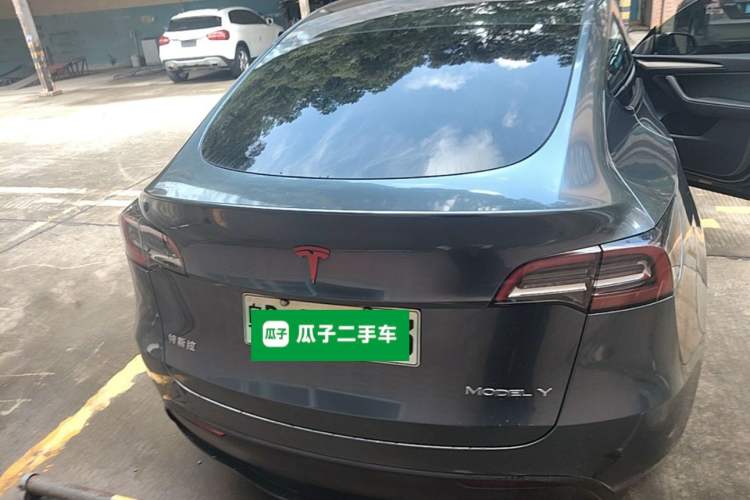 Used Tesla Model Y 2021 Standard Range Rear-Wheel Drive Version Rear