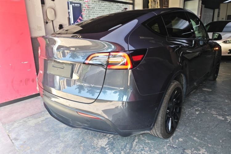 Used Tesla Model Y 2021 Long-Range All-Wheel-Drive Version 3D7 Rear Right 45 Deg
