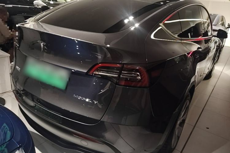 Used Tesla Model Y 2021 Standard Range Rear-Wheel Drive Version Rear Right 45 Deg