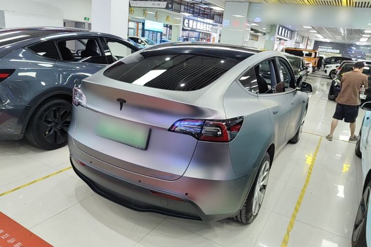 Used Tesla Model Y 2021 Long-Range All-Wheel-Drive Version 3D7 Rear Right 45 Deg