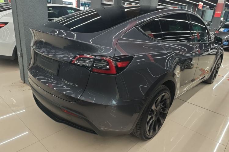 Used Tesla Model Y 2021 Long-Range All-Wheel-Drive Version Rear Right 45 Deg