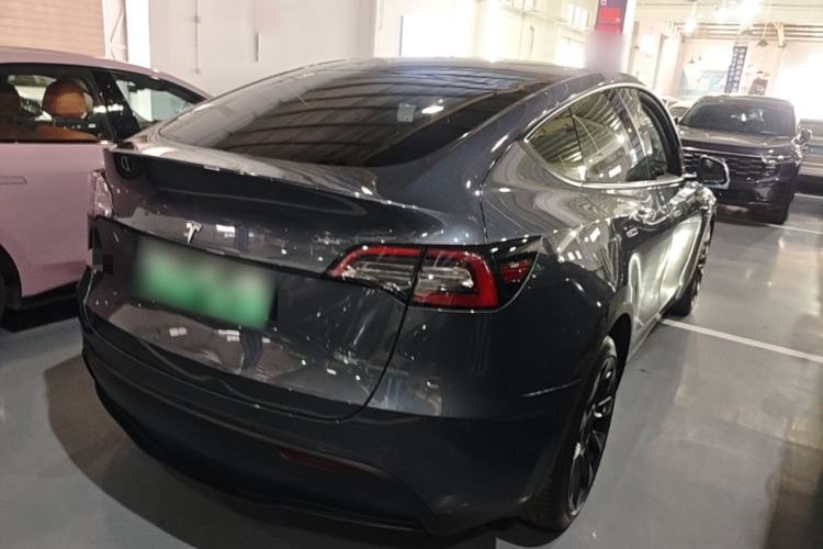 Used Tesla Model Y 2021 Long-Range All-Wheel-Drive Version Rear Right 45 Deg