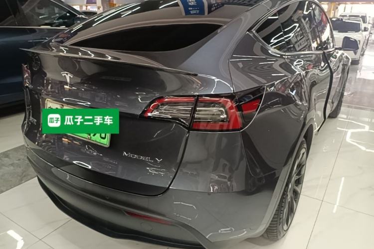 Used Tesla Model Y 2021 Long-Range All-Wheel-Drive Version Rear Right 45 Deg