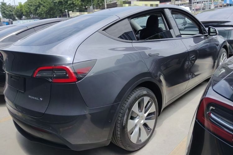 Used Tesla Model Y 2021 Long-Range All-Wheel-Drive Version Rear Right 45 Deg